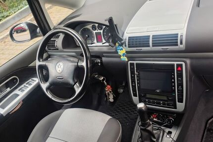 VW Sharan 190.000 km 4.990 € Leinfelden-Echterdingen 70771