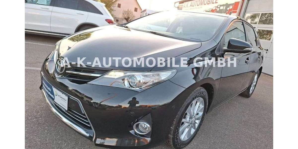 Toyota Auris 58.499 km 13.999 &euro; Deizisau 73779