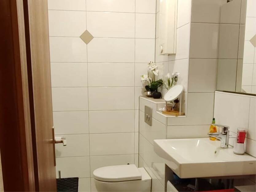 ”Gut geschnittene 1-Zi.-ETW mit Aufzug und Stellplatz in gepflegter Wohngegend von Tamm” 1 zimmer