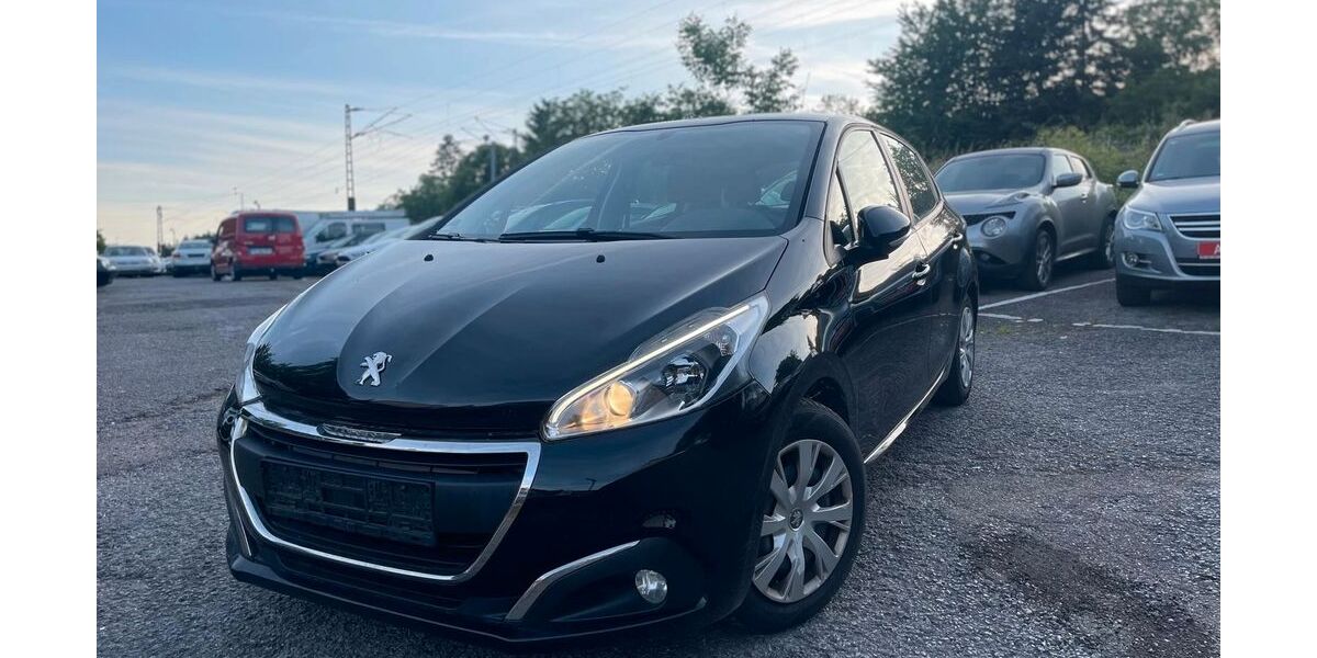 Peugeot 208 148.459 km 3.999 &euro; Pforzheim 75181