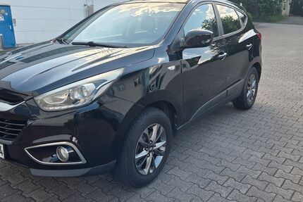 Hyundai ix35 94.000 km 7.850 &euro; Markgröningen 71706