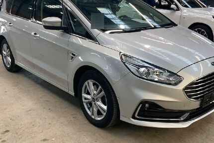 Ford S-Max 207.000 km 10.999 &euro; Ditzingen 71254