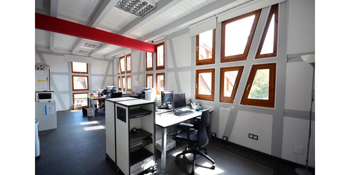 Historischer Fachwerk-Bürospace in Sindelfingen: 2-Personen Raum, flexibel & 247 zimmer