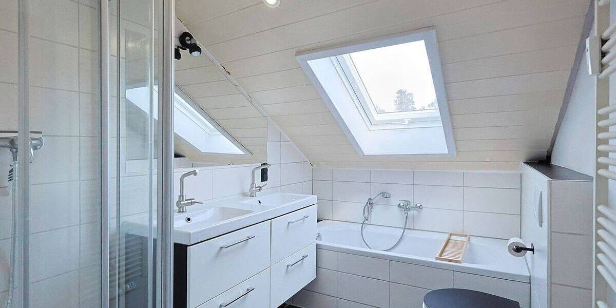 Einfamilienhaus Calw Alzenberg - 8 Zimmer, 229 m&sup2;, 550.000&euro; | Angebot:26064674