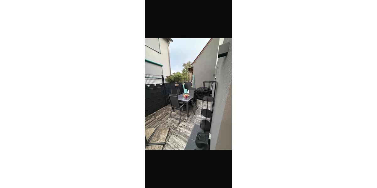 Reihenhaus Leonberg - 3.5 Zimmer, 85 m&sup2;, 1.500&euro; | Angebot:27617688