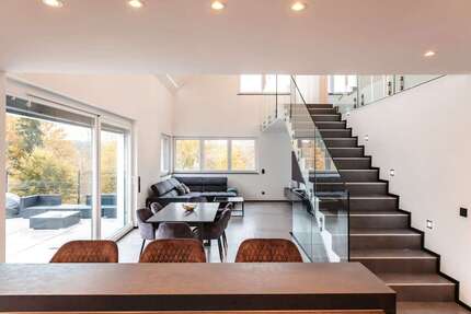 Haus Wildberg - 7 Zimmer, 244 m&sup2;, 749.000&euro; | Angebot:24816474