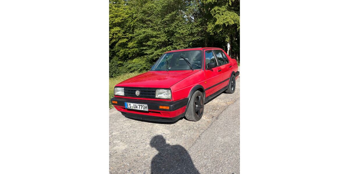 VW Jetta 144.000 km 2.700 &euro; Musberg 70771