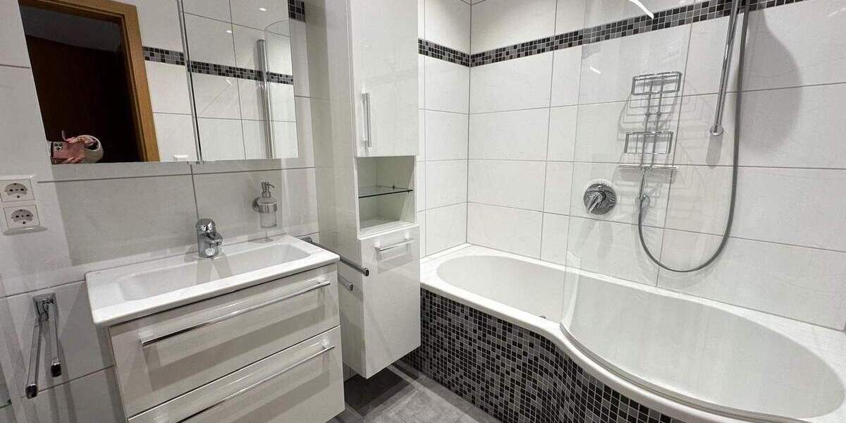 Mehrfamilienhaus, Wohnhaus Wendlingen - 7 Zimmer, 184 m&sup2;, 675.000&euro; | Angebot:25166904