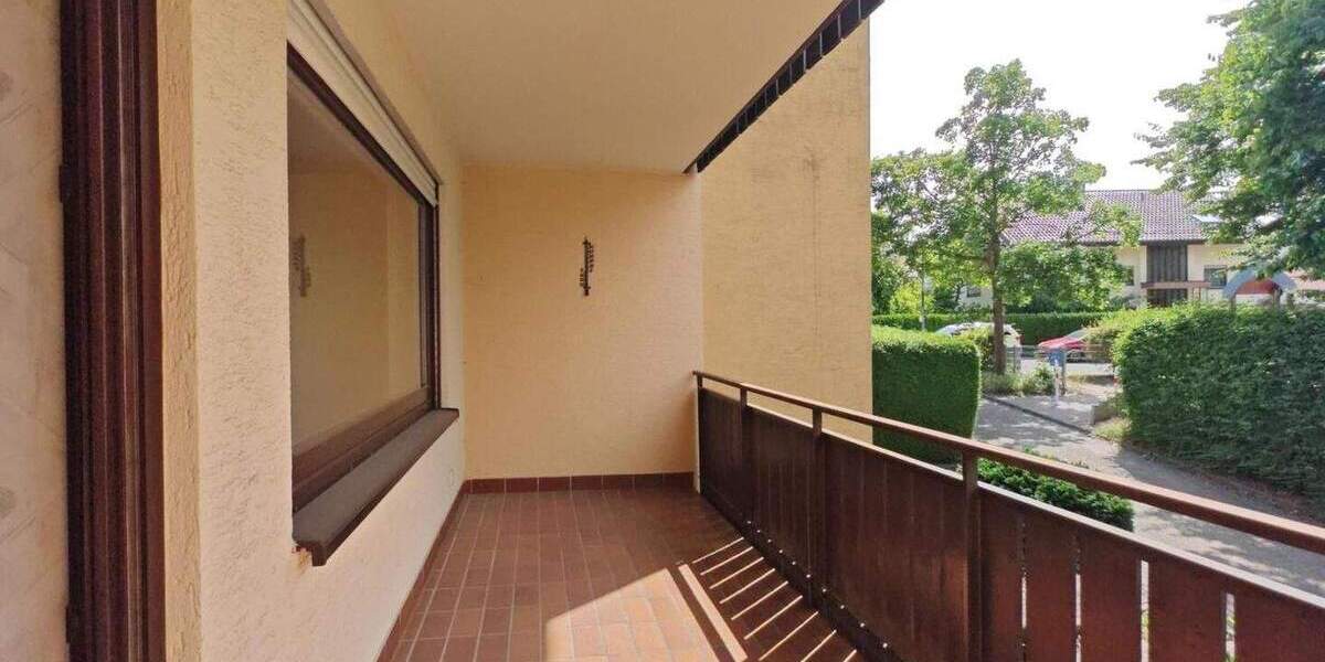 Reihenmittelhaus Pforzheim Büchenbronn - 5 Zimmer, 102 m&sup2;, 320.000&euro; | Angebot:25707655