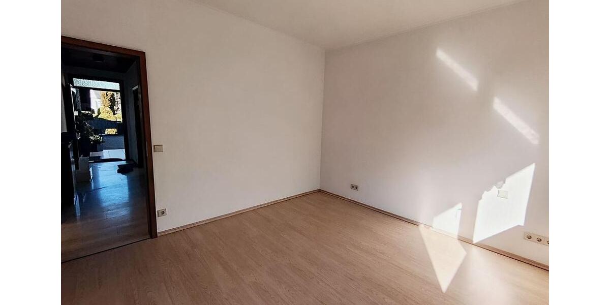 Erdgeschoßwohnung Pforzheim Dillweißenstein - 2 Zimmer, 62 m&sup2;, 700&euro; | Angebot:27591648
