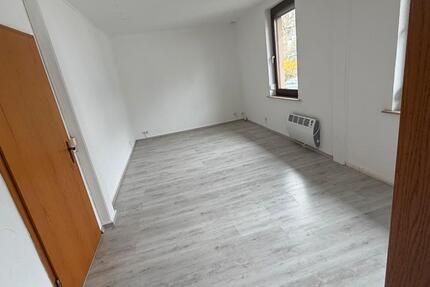Wohnung Pforzheim Nordstadt - 3 Zimmer, 95 m&sup2;, 1.000&euro; | Angebot:25973937