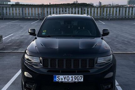 Jeep Grand Cherokee 92.000 km 52.999 € Stuttgart 70190