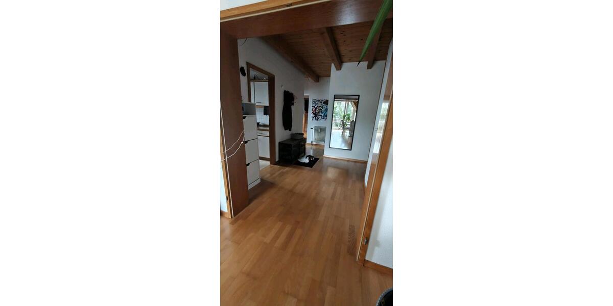 Dachgeschoßwohnung Reutlingen - 3 Zimmer, 80 m&sup2;, 1.250&euro; | Angebot:27584496