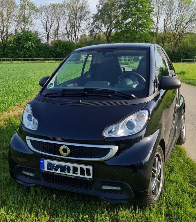 Smart ForTwo 53.000 km 6.900 € Stuttgart 70565