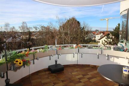 Sonnige 2,5-Zi-Whg mit Balkon ins Grüne! 2 zimmer