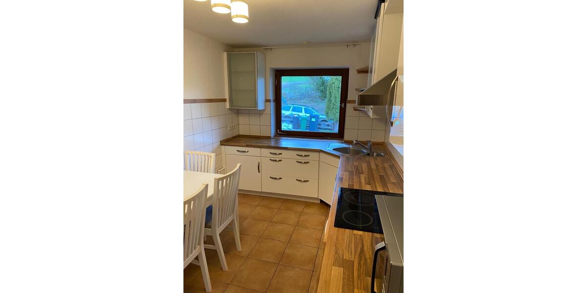 Villa Tübingen Derendingen - 4 Zimmer, 125 m&sup2;, 1.500&euro; | Angebot:25988485