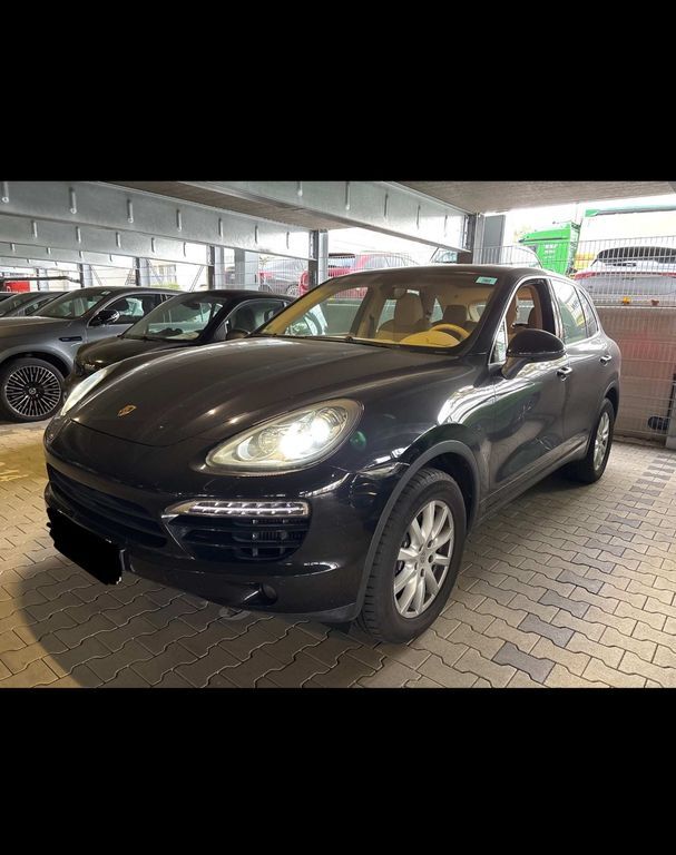 Porsche Cayenne 137.000 km 24.950 € Sindelfingen/Stuttgart 71069