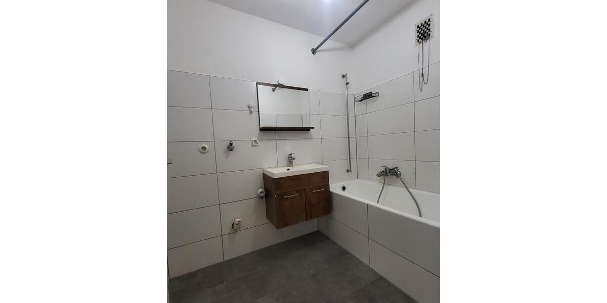 Etagenwohnung Esslingen am Neckar Pliensauvorstadt - 3.5 Zimmer, 82 m&sup2;, 327.900&euro; | Angebot:26400604