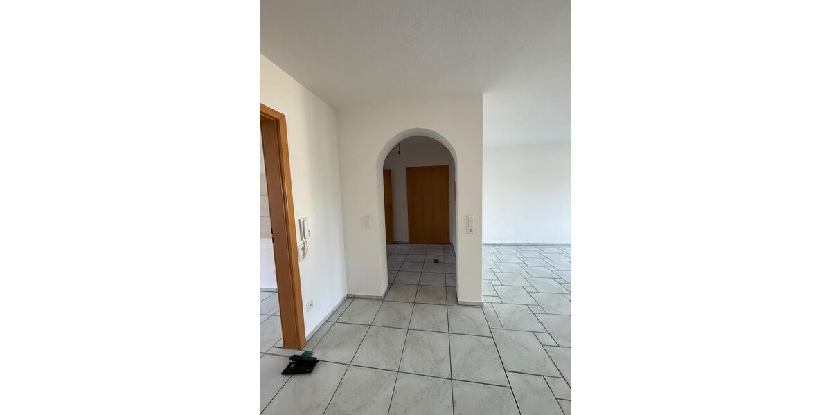 Etagenwohnung Reutlingen Sondelfingen - 3.5 Zimmer, 79 m&sup2;, 1.200&euro; | Angebot:27543998