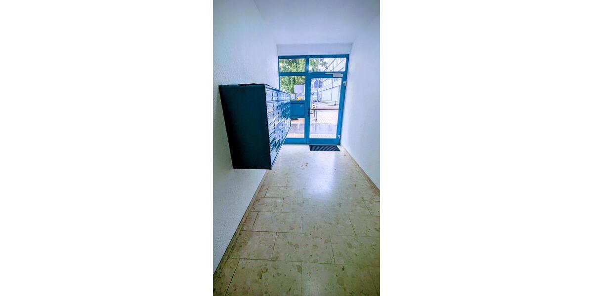 Sonnige 2 Zimmer-Wohnung mit Terrasse, ohne Provision 2 zimmer