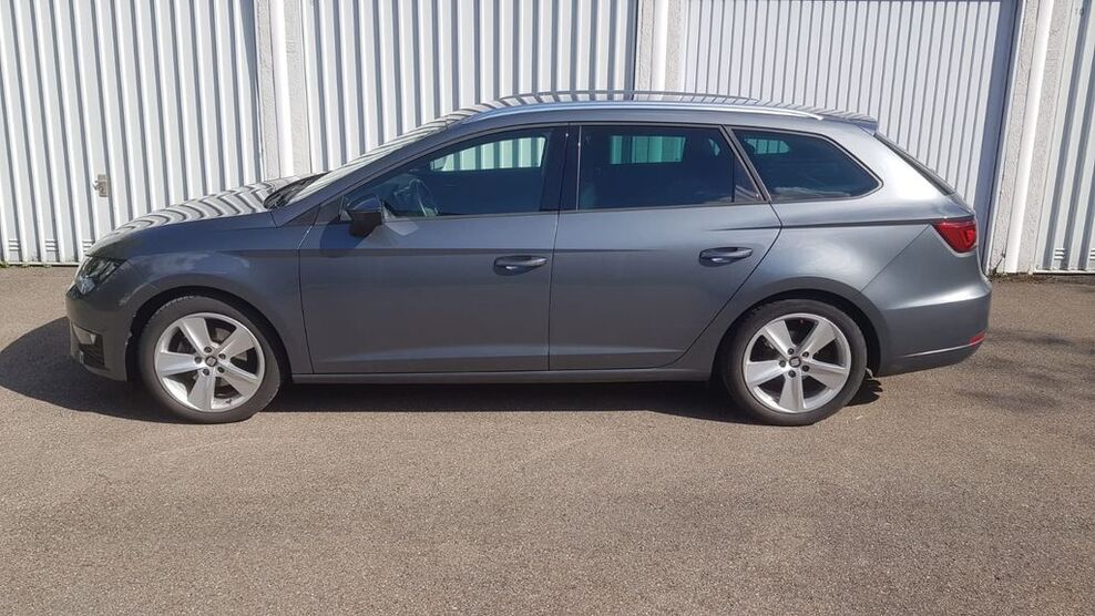 Seat Leon 69.000 km 14.600 € Gärtringen 71116
