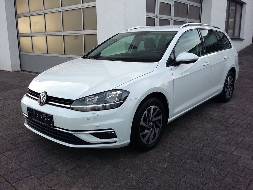 VW Golf 150.000 km 12.900 € Metzingen 72555