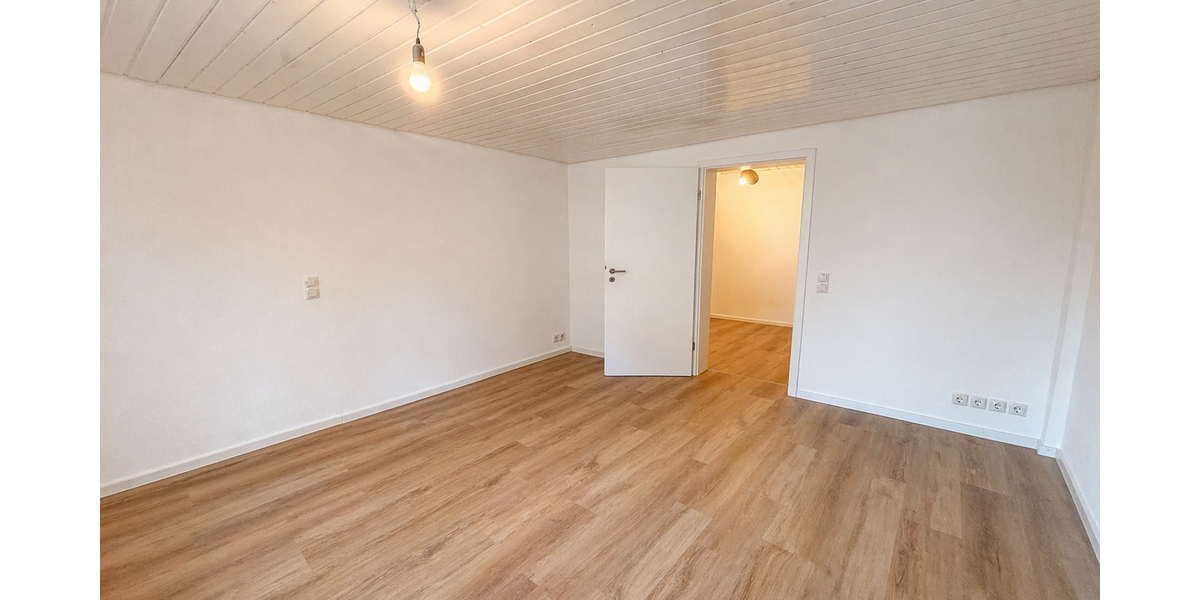 Etagenwohnung Nürtingen - 5 Zimmer, 100 m&sup2;, 297.000&euro; | Angebot:26368344