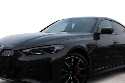 BMW i4 13.900 km 49.990 € Filderstadt 70794