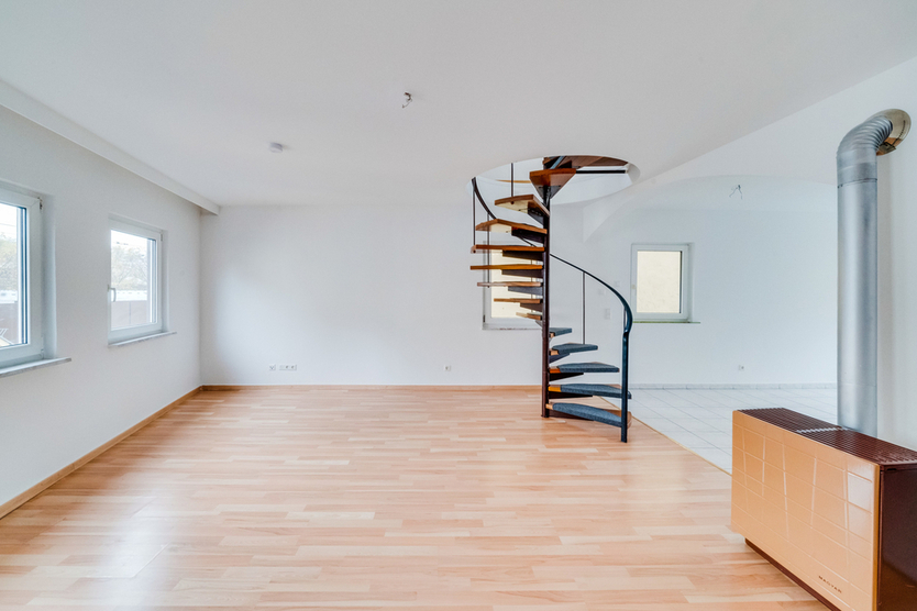 Wohn- und Geschäftshaus in der Reutlinger Innenstadt - für Investoren und Eigennutzer 8 zimmer