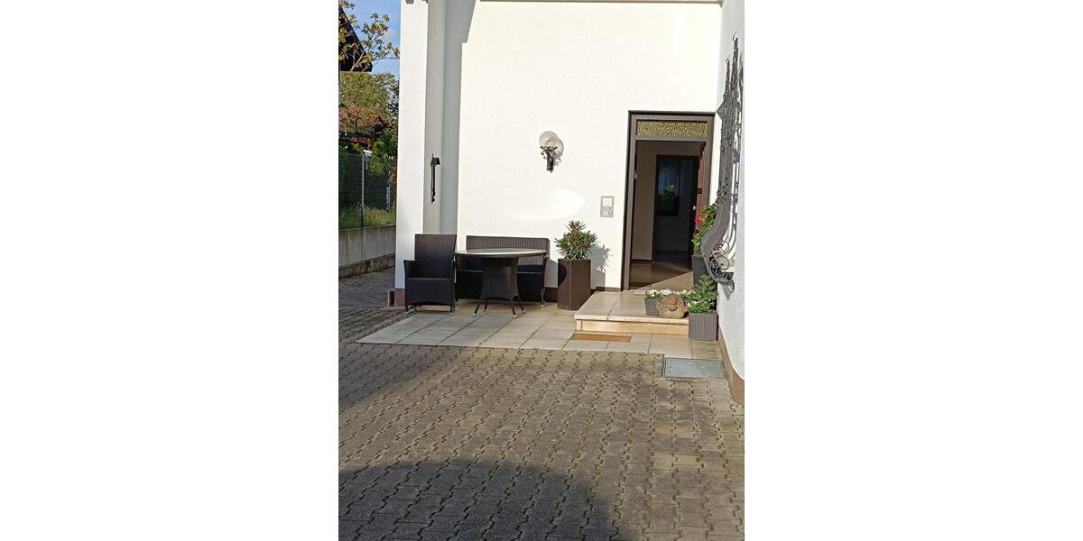 Erdgeschoßwohnung Pforzheim Dillweißenstein - 2 Zimmer, 62 m&sup2;, 700&euro; | Angebot:27591648