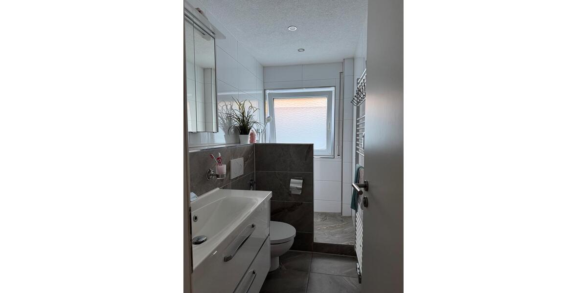 Erdgeschoßwohnung Ludwigsburg Hoheneck - 3 Zimmer, 63 m&sup2;, 1.150&euro; | Angebot:24390158