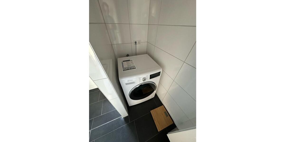 Einfamilienhaus Stuttgart Luginsland - 3 Zimmer, 83 m&sup2;, 1.900&euro; | Angebot:24804731