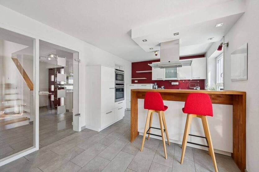 Großzügige Architektur & Raum für Ideen - Gepflegtes Einfamilienhaus, das mit Ihnen wächst