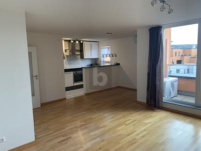 HELL UND VOLL AUSGESTATTET MIT 3 BALKONEN - Einfamilienhaus Stuttgart Stuttgart-Nord Nord | Angebot:27132738