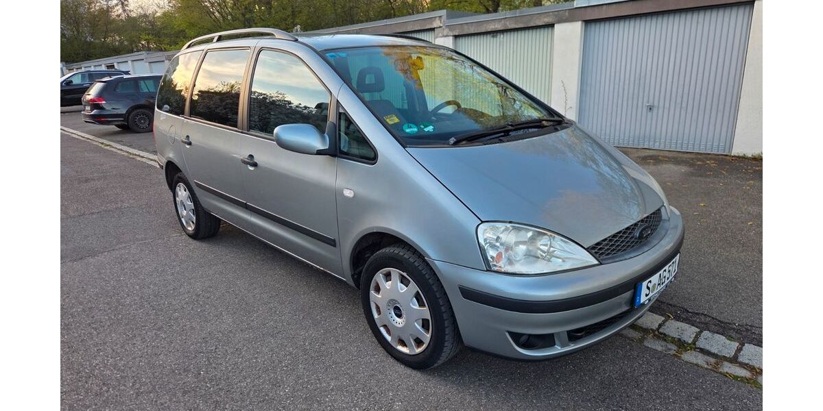 Ford Galaxy 174.157 km 2.200 &euro; Stuttgart 70437