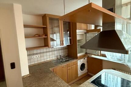 Helle 1,5-Zimmer-Wohnung in Stuttgart Süd mit TG Platz 1 zimmer