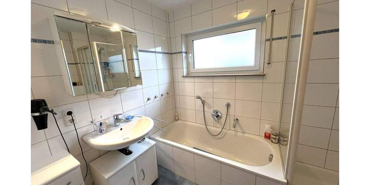 Reihenendhaus Stuttgart-Weilimdorf (Wolfbusch) Wolfbusch - 4 Zimmer, 146 m&sup2;, 760.000&euro; | Angebot:25659248