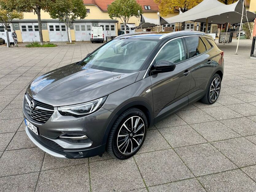 Opel Grandland (X) 50.000 km 20.700 € Stuttgart 70569