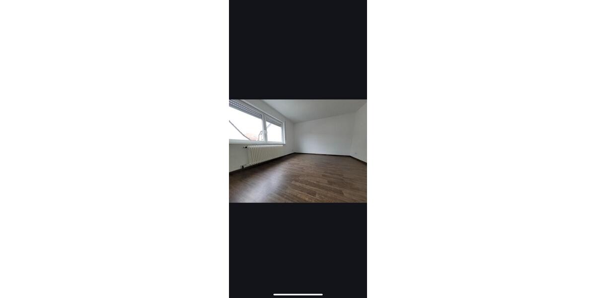 Etagenwohnung Niefern-Öschelbronn Öschelbronn - 5 Zimmer, 125 m&sup2;, 1.300&euro; | Angebot:24640677