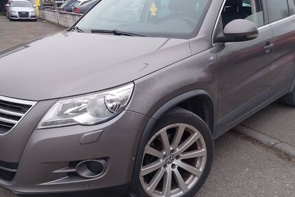 VW Tiguan 217.000 km 6.999 &euro; Ludwigsburg 71642