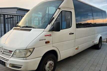 Mercedes-Benz Sprinter 136.000 km 18.800 € Holzgerlingen 71088