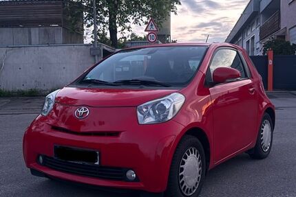 Toyota IQ 148.000 km 3.600 &euro; Gärtringen 71116