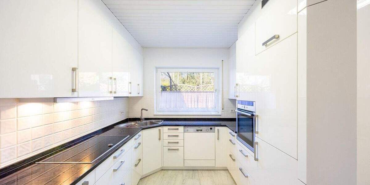 Bungalow Ludwigsburg Süd - 4 Zimmer, 200 m&sup2;, 949.000&euro; | Angebot:25898723