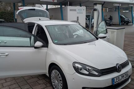 VW Golf 127.000 km 4.900 &euro; Leonberg 71229