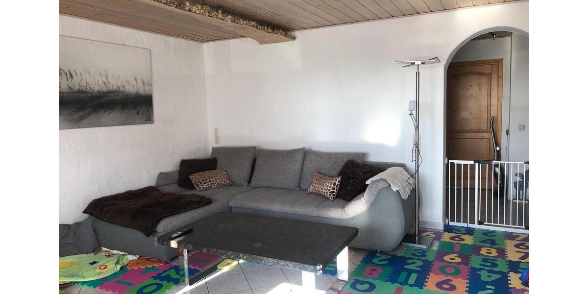 Erdgeschoßwohnung Nagold - 3 Zimmer, 80 m&sup2;, 900&euro; | Angebot:25783452