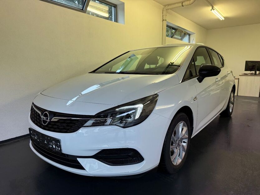 Opel Astra 68.000 km 12.490 € Nagold 72202