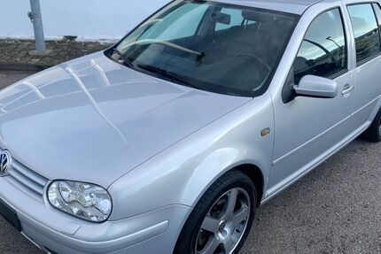 VW Golf 113.750 km 6.250 &euro; Neckartenzlingen 72654