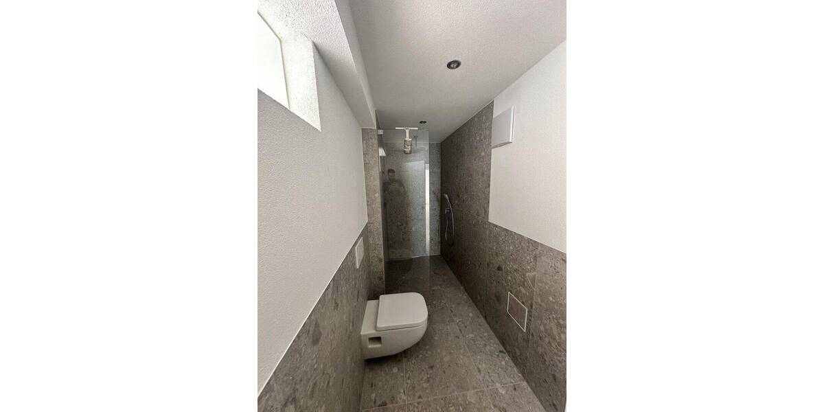Etagenwohnung Aichtal Aich - 1 Zimmer, 75 m&sup2;, 1.200&euro; | Angebot:26818380