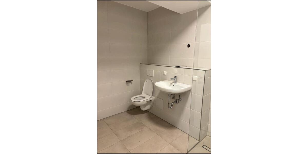 Erdgeschoßwohnung Reutlingen Altenburg - 2 Zimmer, 67 m&sup2;, 1.050&euro; | Angebot:24623349