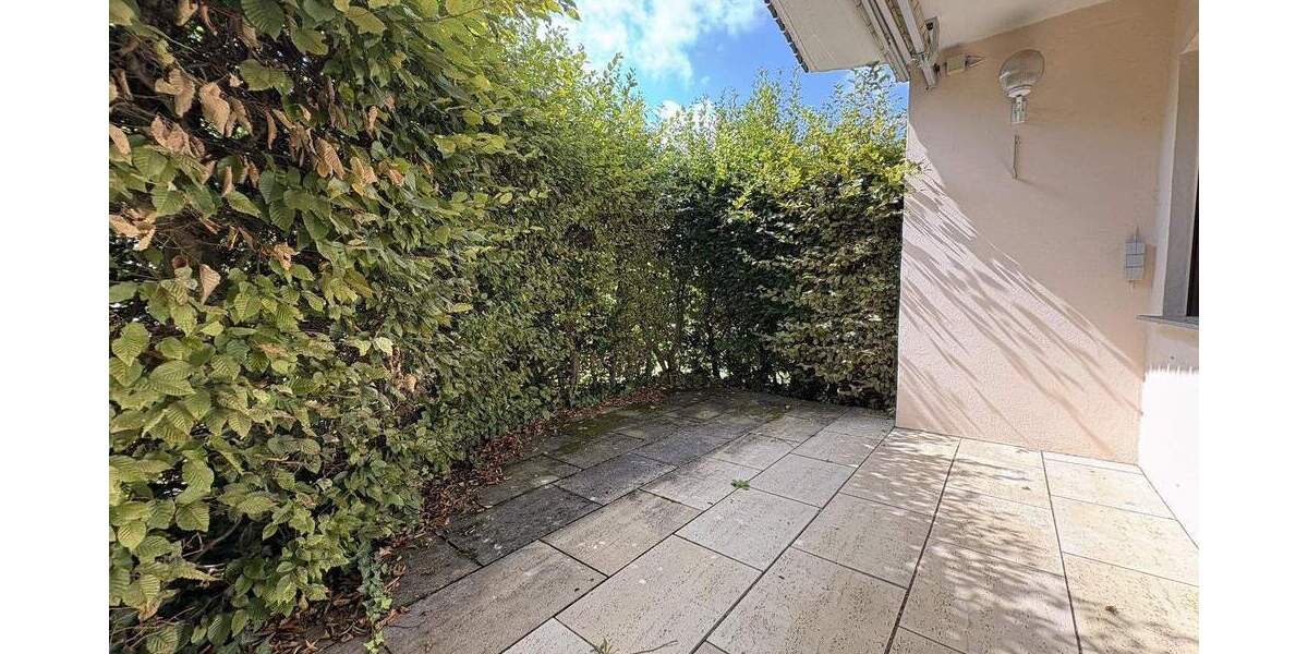 Mehrfamilienhaus, Wohnhaus Steinenbronn - 8 Zimmer, 155 m&sup2;, 669.000&euro; | Angebot:25748771